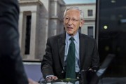 鄄城宏观经济学教授兼实践者Stanley Fisher逝世 曾培养全球多位经济决策者