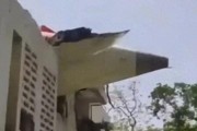 鄄城印度一波音787客机坠毁机上242人、地面5名学生遇难！我驻印度使馆：机上无中国籍乘客